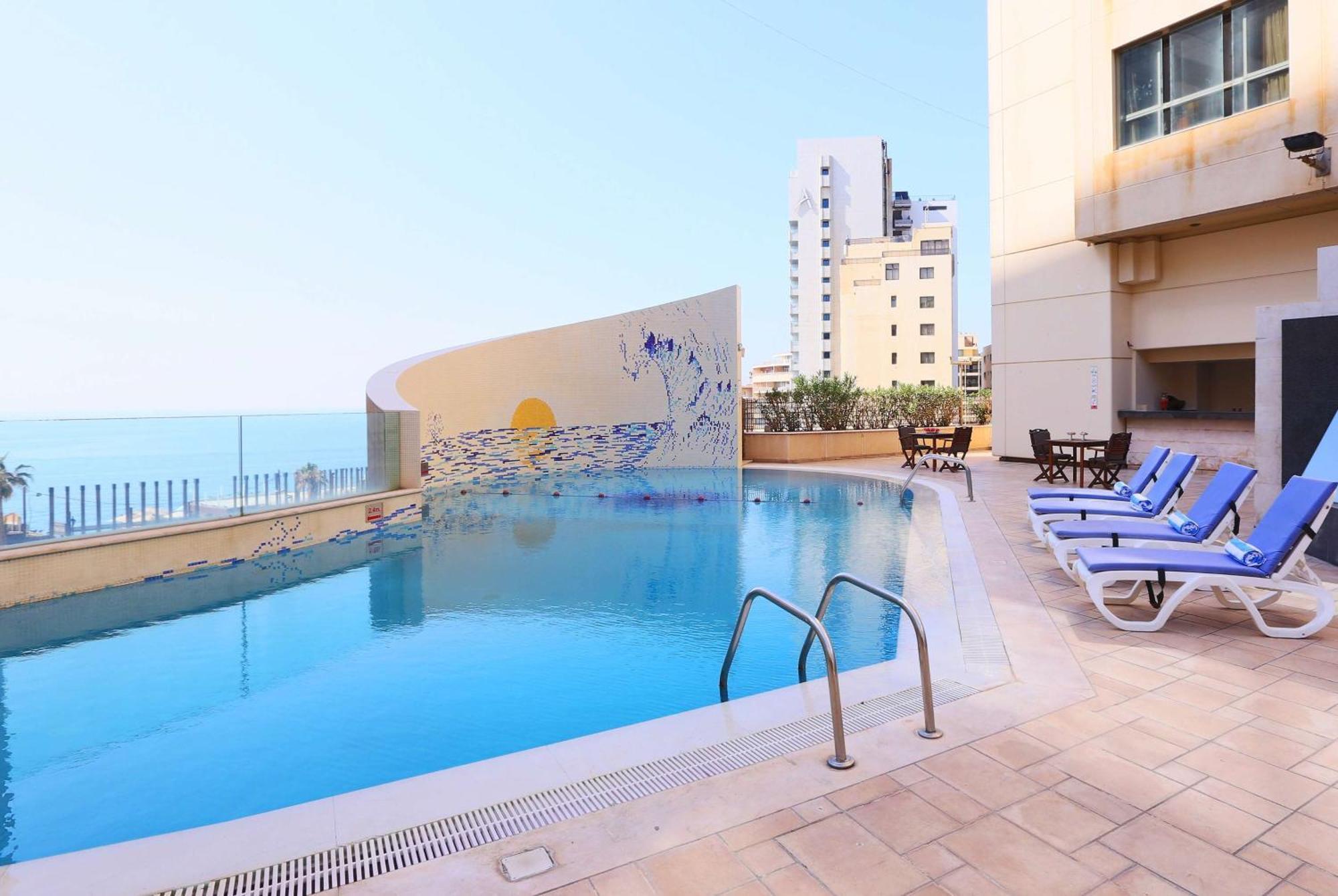 Ramada Plaza By Wyndham Beirut Raouche Hotel Ngoại thất bức ảnh