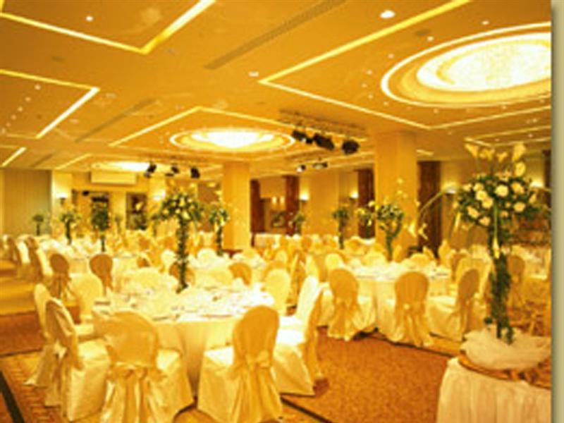 Ramada Plaza By Wyndham Beirut Raouche Hotel Ngoại thất bức ảnh