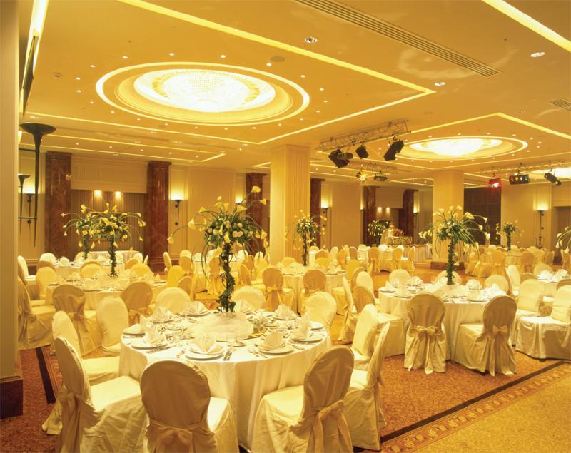 Ramada Plaza By Wyndham Beirut Raouche Hotel Ngoại thất bức ảnh