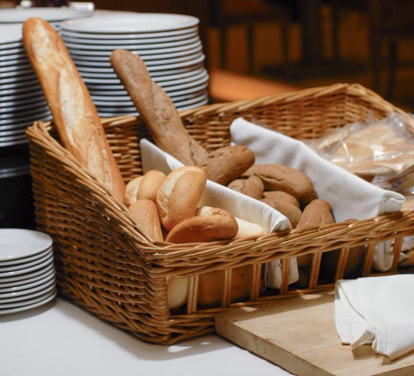 Ramada Plaza By Wyndham Beirut Raouche Hotel Ngoại thất bức ảnh