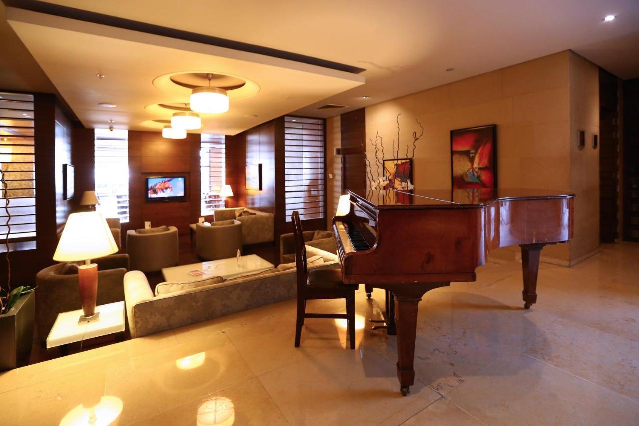 Ramada Plaza By Wyndham Beirut Raouche Hotel Ngoại thất bức ảnh